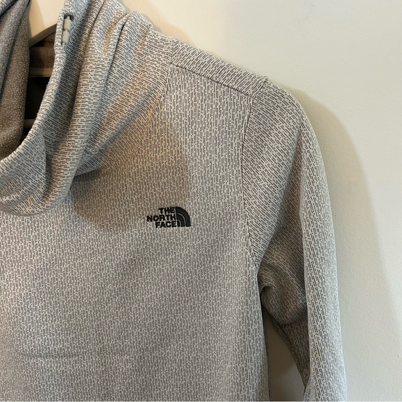 NORTH FACE pullover - Picture 2 of 4
